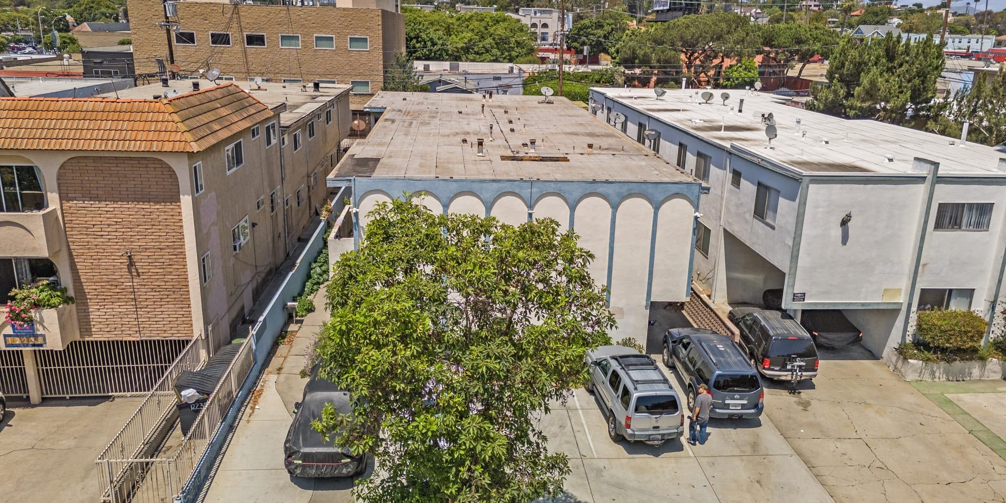 12231 Pacific Ave